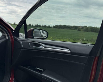 Красный Форд Фьюжн, объемом двигателя 1.5 л и пробегом 140 тыс. км за 9700 $, фото 2 на Automoto.ua