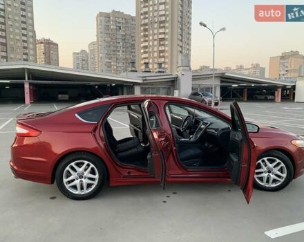 Красный Форд Фьюжн, объемом двигателя 2.49 л и пробегом 190 тыс. км за 9500 $, фото 7 на Automoto.ua