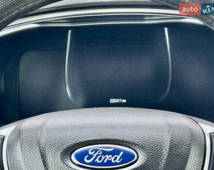 Красный Форд Фьюжн, объемом двигателя 1.5 л и пробегом 225 тыс. км за 8999 $, фото 26 на Automoto.ua