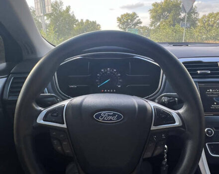 Красный Форд Фьюжн, объемом двигателя 1.5 л и пробегом 130 тыс. км за 8600 $, фото 17 на Automoto.ua