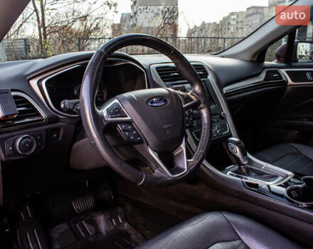 Красный Форд Фьюжн, объемом двигателя 2 л и пробегом 94 тыс. км за 14900 $, фото 45 на Automoto.ua