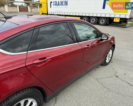 Красный Форд Фьюжн, объемом двигателя 2.5 л и пробегом 131 тыс. км за 8400 $, фото 7 на Automoto.ua