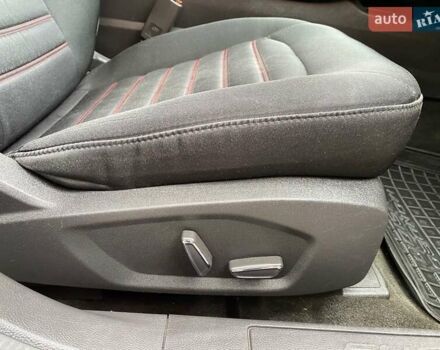 Форд Фьюжн 2015 в Ивано-Франковске на Automoto.ua Красный Форд Фьюжн, объемом двигателя 2.49 л и пробегом 178 тыс. км за 10900 $, фото 57 на Automoto.ua