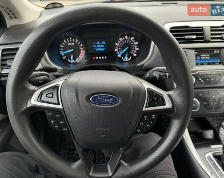 Красный Форд Фьюжн, объемом двигателя 2.5 л и пробегом 131 тыс. км за 8400 $, фото 27 на Automoto.ua