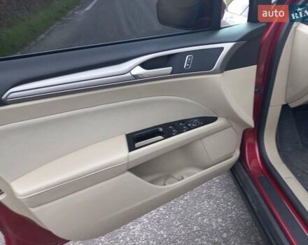 Красный Форд Фьюжн, объемом двигателя 2.49 л и пробегом 129 тыс. км за 12500 $, фото 5 на Automoto.ua