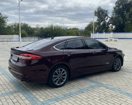 Червоний Форд Фьюжен, об'ємом двигуна 2 л та пробігом 130 тис. км за 15000 $, фото 4 на Automoto.ua