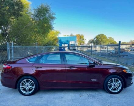 Форд Фьюжн 2016 в Киеве на Automoto.ua Красный Форд Фьюжн, объемом двигателя 2 л и пробегом 71 тыс. км за 10000 $, фото 3 на Automoto.ua