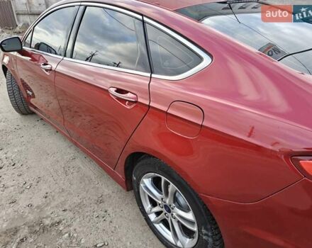 Красный Форд Фьюжн, объемом двигателя 2 л и пробегом 183 тыс. км за 13500 $, фото 13 на Automoto.ua