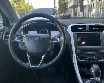 Красный Форд Фьюжн, объемом двигателя 2.5 л и пробегом 125 тыс. км за 10800 $, фото 8 на Automoto.ua