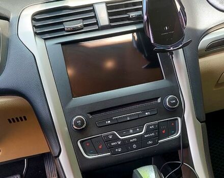 Форд Фьюжн 2016 в Гайсине на Automoto.ua Красный Форд Фьюжн, объемом двигателя 1.5 л и пробегом 113 тыс. км за 11100 $, фото 10 на Automoto.ua