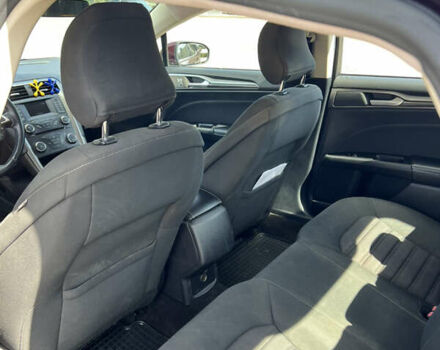 Красный Форд Фьюжн, объемом двигателя 2.5 л и пробегом 90 тыс. км за 11500 $, фото 11 на Automoto.ua