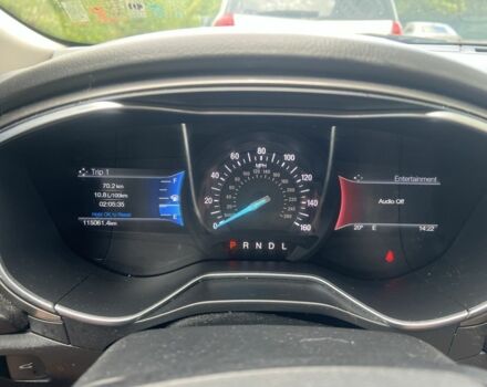 Красный Форд Фьюжн, объемом двигателя 2.5 л и пробегом 117 тыс. км за 11500 $, фото 5 на Automoto.ua