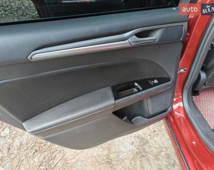 Красный Форд Фьюжн, объемом двигателя 2 л и пробегом 183 тыс. км за 13500 $, фото 25 на Automoto.ua