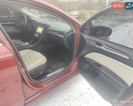 Форд Фьюжен 2016 у Нововолинськ на Automoto.ua Червоний Форд Фьюжен, об'ємом двигуна 2 л та пробігом 163 тис. км за 12000 $, фото 7 на Automoto.ua