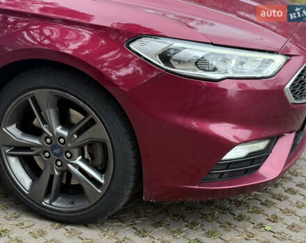 Форд Фьюжн 2016 в Киеве на Automoto.ua Красный Форд Фьюжн, объемом двигателя 2.69 л и пробегом 134 тыс. км за 11900 $, фото 4 на Automoto.ua