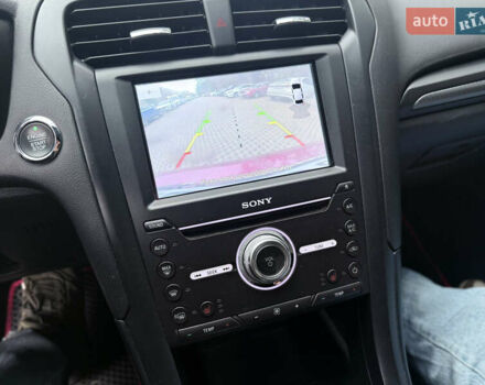 Форд Фьюжн 2016 в Киеве на Automoto.ua Красный Форд Фьюжн, объемом двигателя 2.69 л и пробегом 134 тыс. км за 11900 $, фото 18 на Automoto.ua