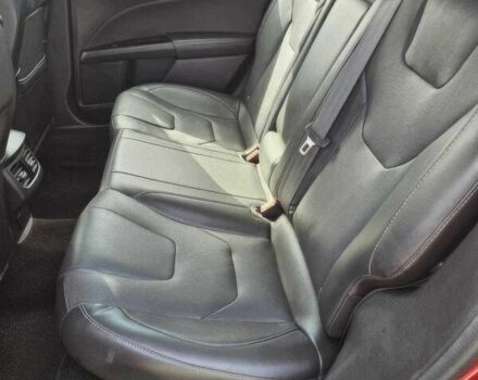 Красный Форд Фьюжн, объемом двигателя 2 л и пробегом 78 тыс. км за 9000 $, фото 9 на Automoto.ua