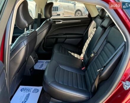 Красный Форд Фьюжн, объемом двигателя 2 л и пробегом 145 тыс. км за 15500 $, фото 19 на Automoto.ua