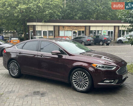 Красный Форд Фьюжн, объемом двигателя 2 л и пробегом 133 тыс. км за 17500 $, фото 8 на Automoto.ua