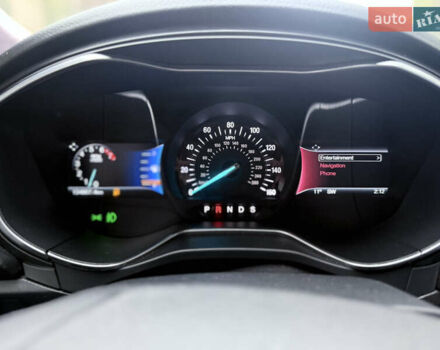 Форд Фьюжн 2016 в Киеве на Automoto.ua Красный Форд Фьюжн, объемом двигателя 2.69 л и пробегом 134 тыс. км за 11900 $, фото 17 на Automoto.ua