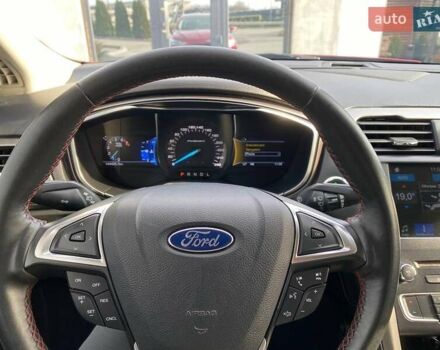 Красный Форд Фьюжн, объемом двигателя 2.49 л и пробегом 144 тыс. км за 12500 $, фото 21 на Automoto.ua