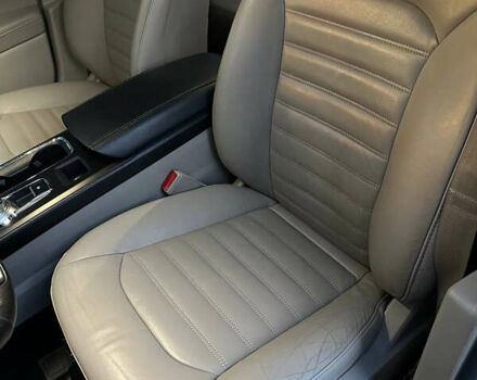 Красный Форд Фьюжн, объемом двигателя 2 л и пробегом 133 тыс. км за 17500 $, фото 18 на Automoto.ua