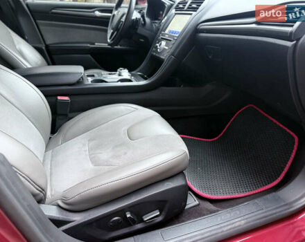 Форд Фьюжн 2016 в Киеве на Automoto.ua Красный Форд Фьюжн, объемом двигателя 2.69 л и пробегом 134 тыс. км за 11900 $, фото 13 на Automoto.ua