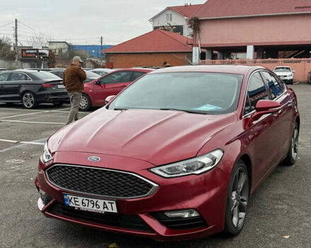 Красный Форд Фьюжн, объемом двигателя 2.7 л и пробегом 135 тыс. км за 13999 $, фото 1 на Automoto.ua