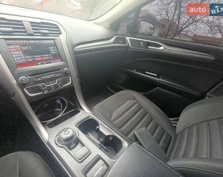 Красный Форд Фьюжн, объемом двигателя 1.5 л и пробегом 99 тыс. км за 11200 $, фото 7 на Automoto.ua