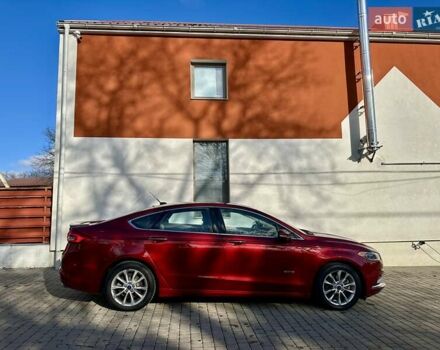 Красный Форд Фьюжн, объемом двигателя 2 л и пробегом 123 тыс. км за 14500 $, фото 14 на Automoto.ua