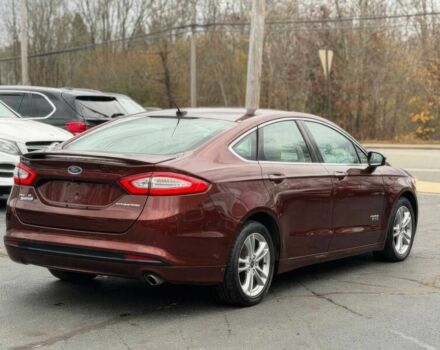 Красный Форд Фьюжн, объемом двигателя 2 л и пробегом 75 тыс. км за 5100 $, фото 3 на Automoto.ua