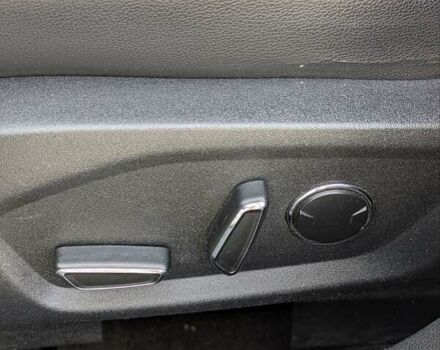 Форд Фьюжн 2016 в Львове на Automoto.ua Красный Форд Фьюжн, объемом двигателя 2 л и пробегом 181 тыс. км за 11500 $, фото 22 на Automoto.ua