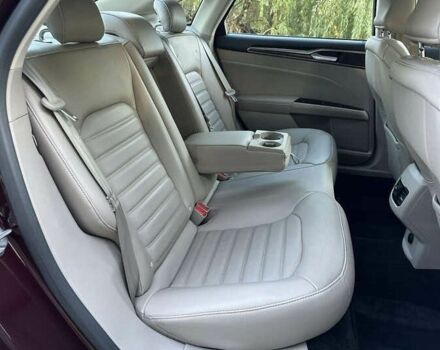 Красный Форд Фьюжн, объемом двигателя 2 л и пробегом 102 тыс. км за 10500 $, фото 15 на Automoto.ua