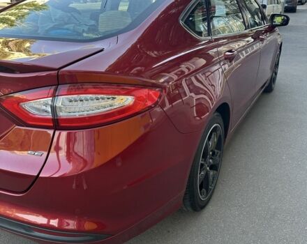 Красный Форд Фьюжн, объемом двигателя 2.5 л и пробегом 125 тыс. км за 10800 $, фото 4 на Automoto.ua