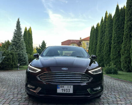 Красный Форд Фьюжн, объемом двигателя 2 л и пробегом 211 тыс. км за 13999 $, фото 4 на Automoto.ua