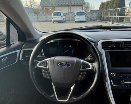 Красный Форд Фьюжн, объемом двигателя 2 л и пробегом 140 тыс. км за 10500 $, фото 27 на Automoto.ua