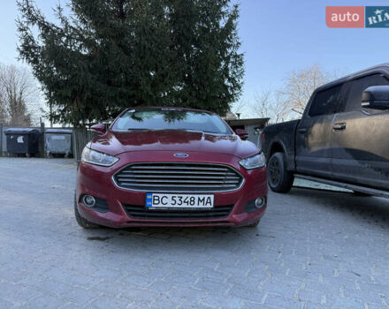 Красный Форд Фьюжн, объемом двигателя 1.5 л и пробегом 120 тыс. км за 10000 $, фото 1 на Automoto.ua