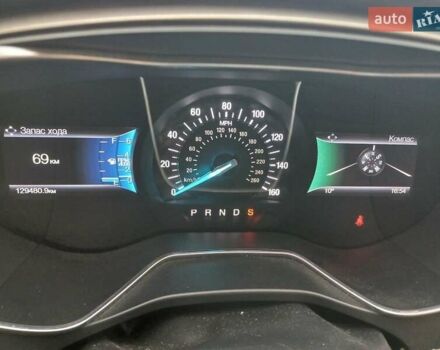 Красный Форд Фьюжн, объемом двигателя 2.49 л и пробегом 129 тыс. км за 12500 $, фото 8 на Automoto.ua