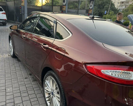 Красный Форд Фьюжн, объемом двигателя 2 л и пробегом 190 тыс. км за 11850 $, фото 4 на Automoto.ua