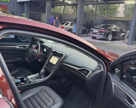 Форд Фьюжн 2016 в Одессе на Automoto.ua Красный Форд Фьюжн, объемом двигателя 2 л и пробегом 190 тыс. км за 11850 $, фото 2 на Automoto.ua