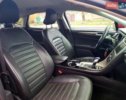 Красный Форд Фьюжн, объемом двигателя 1.49 л и пробегом 122 тыс. км за 8999 $, фото 12 на Automoto.ua