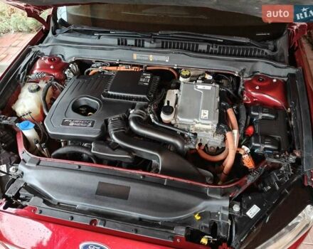 Красный Форд Фьюжн, объемом двигателя 2 л и пробегом 183 тыс. км за 13500 $, фото 36 на Automoto.ua