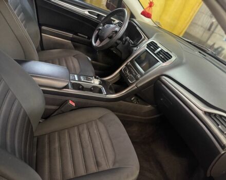 Форд Фьюжн 2016 в Харькове на Automoto.ua Красный Форд Фьюжн, объемом двигателя 2 л и пробегом 244 тыс. км за 14000 $, фото 5 на Automoto.ua