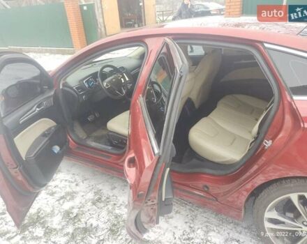 Форд Фьюжен 2016 у Нововолинськ на Automoto.ua Червоний Форд Фьюжен, об'ємом двигуна 2 л та пробігом 163 тис. км за 12000 $, фото 9 на Automoto.ua