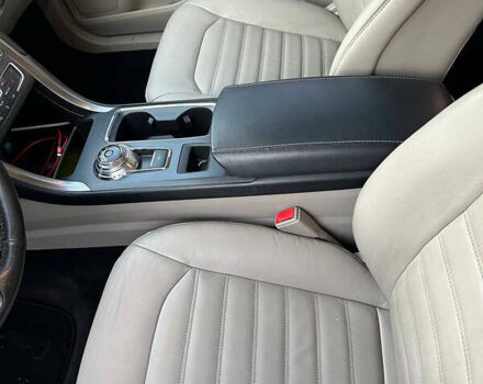 Красный Форд Фьюжн, объемом двигателя 2 л и пробегом 133 тыс. км за 17500 $, фото 13 на Automoto.ua