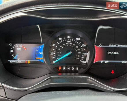 Красный Форд Фьюжн, объемом двигателя 2.7 л и пробегом 135 тыс. км за 13999 $, фото 7 на Automoto.ua