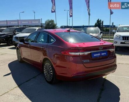 Красный Форд Фьюжн, объемом двигателя 2 л и пробегом 145 тыс. км за 15500 $, фото 5 на Automoto.ua
