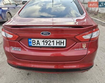 Красный Форд Фьюжн, объемом двигателя 2 л и пробегом 183 тыс. км за 13500 $, фото 11 на Automoto.ua
