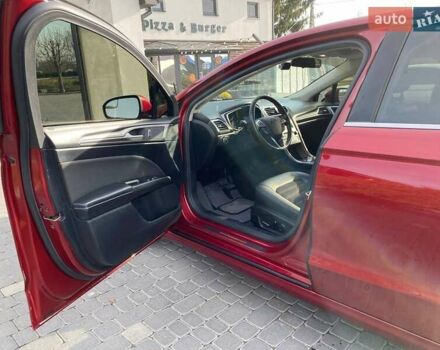 Красный Форд Фьюжн, объемом двигателя 2.49 л и пробегом 144 тыс. км за 12500 $, фото 17 на Automoto.ua