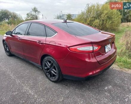 Красный Форд Фьюжн, объемом двигателя 2.49 л и пробегом 129 тыс. км за 12500 $, фото 2 на Automoto.ua